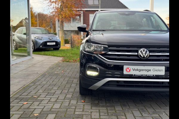 Volkswagen T-Cross 1.0 TSI GO | Stoelverwarming, Apple carplay/Android auto, Adaptive cruise control, Navigatie, Parkeersensoren