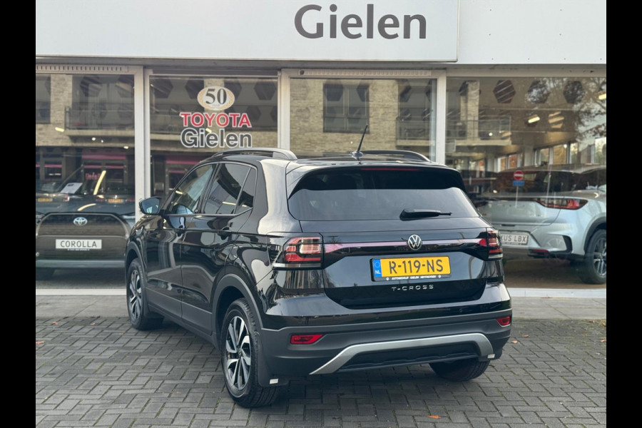 Volkswagen T-Cross 1.0 TSI GO | Stoelverwarming, Apple carplay/Android auto, Adaptive cruise control, Navigatie, Parkeersensoren
