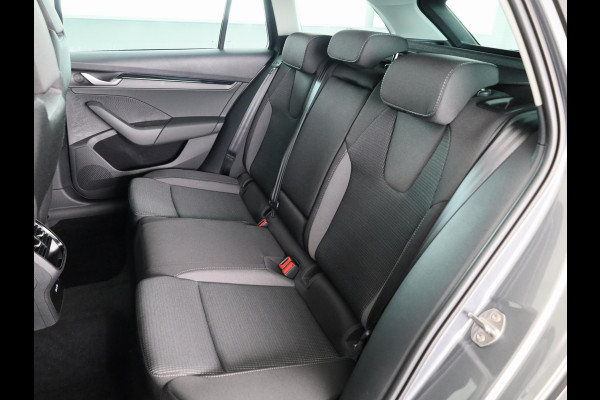 Škoda Octavia Combi Business Edition Plus 1.5 TSI MHEV 115pk DSG-7 | Trekhaak | Stoel- & Stuurverwarming | 13 inch Display | Adaptive Cruise Control |