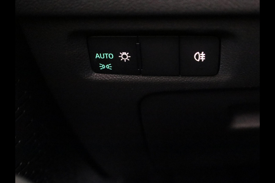 Škoda Octavia Combi Business Edition Plus 1.5 TSI MHEV 115pk DSG-7 | Trekhaak | Stoel- & Stuurverwarming | 13 inch Display | Adaptive Cruise Control |