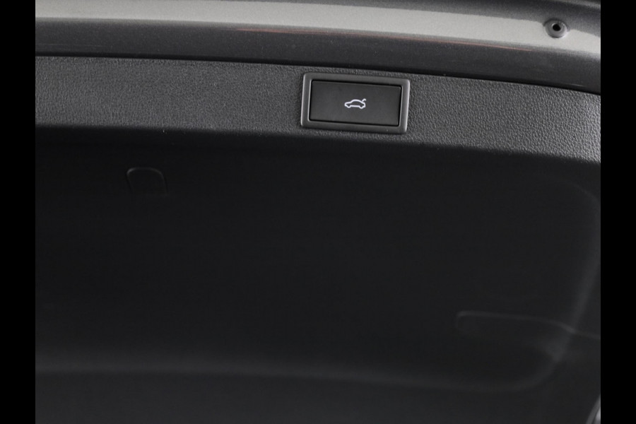 Škoda Octavia Combi Business Edition Plus 1.5 TSI MHEV 115pk DSG-7 | Trekhaak | Stoel- & Stuurverwarming | 13 inch Display | Adaptive Cruise Control |