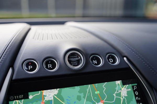 Aston Martin Dbx 4.0 V8 707 Carbon 23 Inch Ceramic Brakes