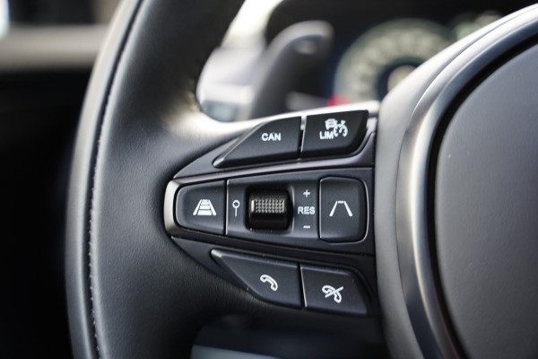 Aston Martin Dbx 4.0 V8 707 Carbon 23 Inch Ceramic Brakes