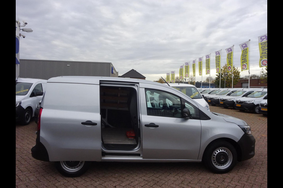 Renault Kangoo 1.5 Blue dCi Comfort L1 AIRCO NAVIGATIE CRUISE CONTROL PDC TREKHAAK