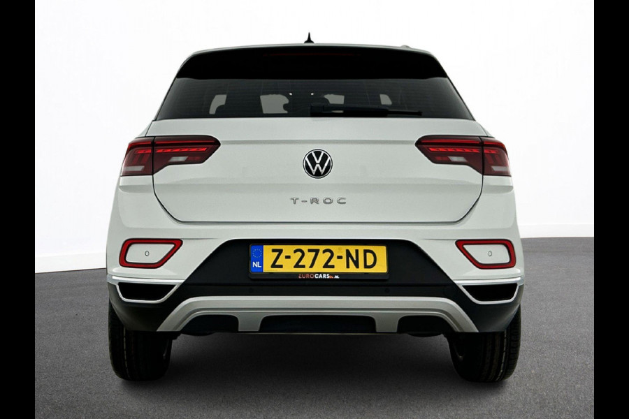 Volkswagen T-Roc 1.5 TSI 150pk DSG Style | two tone | Navigatie | Apple Carplay/Android Auto | Parkeersensoren | Camera | Adaptive Cruise Control | Blind Spot Assist | Park Assist | Stoel- en stuurverwarming | Elektrische achterklep | LED-koplampen