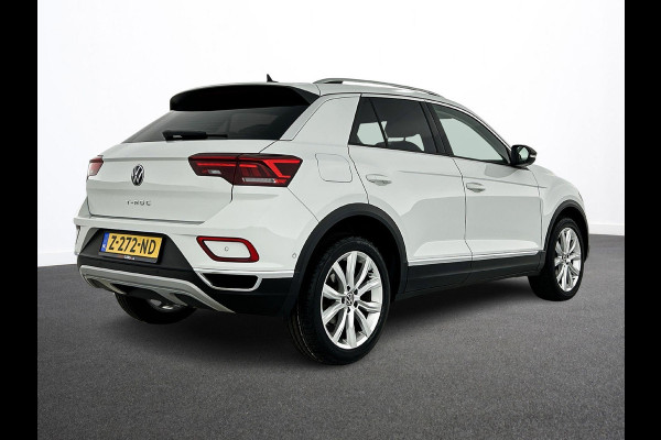 Volkswagen T-Roc 1.5 TSI 150pk DSG Style | two tone | Navigatie | Apple Carplay/Android Auto | Parkeersensoren | Camera | Adaptive Cruise Control | Blind Spot Assist | Park Assist | Stoel- en stuurverwarming | Elektrische achterklep | LED-koplampen