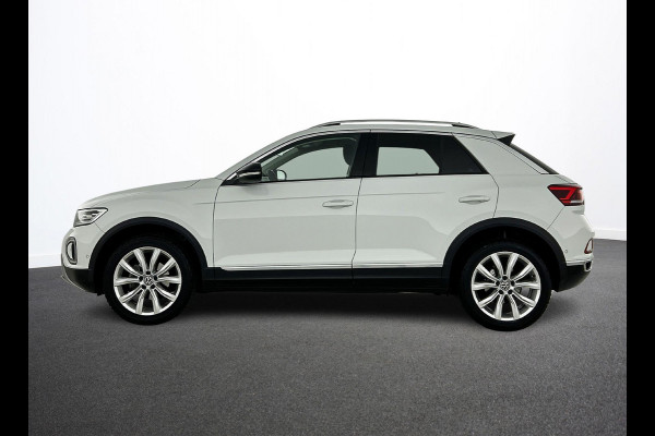 Volkswagen T-Roc 1.5 TSI 150pk DSG Style | two tone | Navigatie | Apple Carplay/Android Auto | Parkeersensoren | Camera | Adaptive Cruise Control | Blind Spot Assist | Park Assist | Stoel- en stuurverwarming | Elektrische achterklep | LED-koplampen