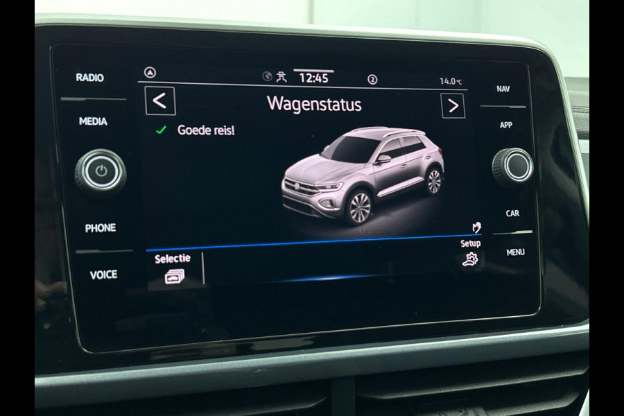 Volkswagen T-Roc 1.5 TSI 150pk DSG Style | two tone | Navigatie | Apple Carplay/Android Auto | Parkeersensoren | Camera | Adaptive Cruise Control | Blind Spot Assist | Park Assist | Stoel- en stuurverwarming | Elektrische achterklep | LED-koplampen