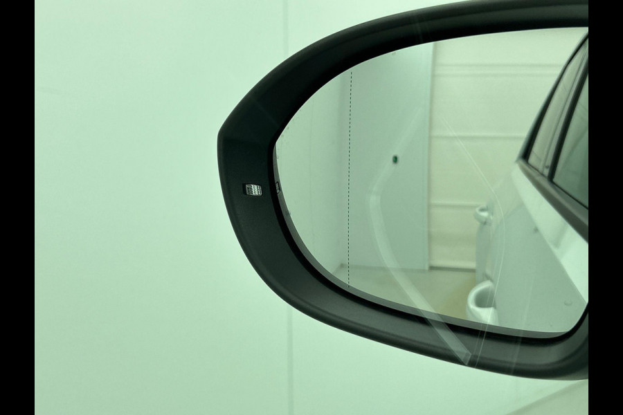 Volkswagen T-Roc 1.5 TSI 150pk DSG Style | two tone | Navigatie | Apple Carplay/Android Auto | Parkeersensoren | Camera | Adaptive Cruise Control | Blind Spot Assist | Park Assist | Stoel- en stuurverwarming | Elektrische achterklep | LED-koplampen