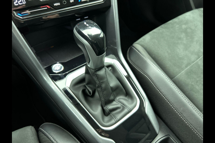 Volkswagen T-Roc 1.5 TSI 150pk DSG Style | two tone | Navigatie | Apple Carplay/Android Auto | Parkeersensoren | Camera | Adaptive Cruise Control | Blind Spot Assist | Park Assist | Stoel- en stuurverwarming | Elektrische achterklep | LED-koplampen