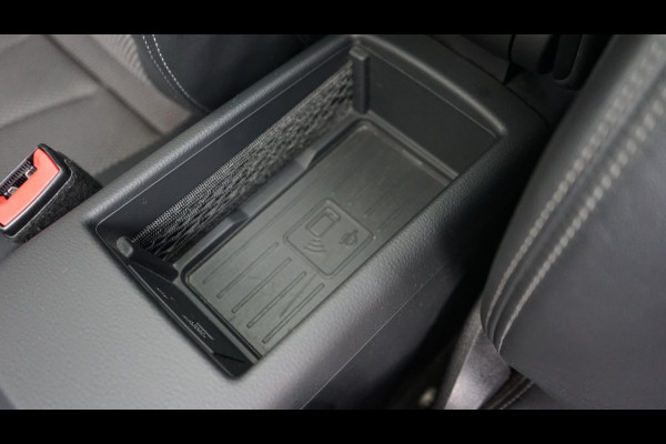 Audi A3 Sportback 1.4 TFSI CoD 3x S Line AUTOMAAT-ACC-BANG OLUFSEN-CAMERA-DRIVE SELECT-FULL LED-NAVIGATIE-PANORAMA-TREKHAAK