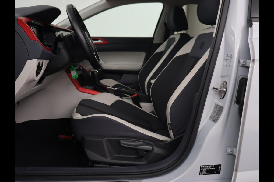 Volkswagen Polo 1.0 TSI Beats | Origineel NL | Virtual Cockpit | Carplay | Parkeerhulp | Adaptive cruise | Navigatie | Climate control | Beats Audio | Getint glas