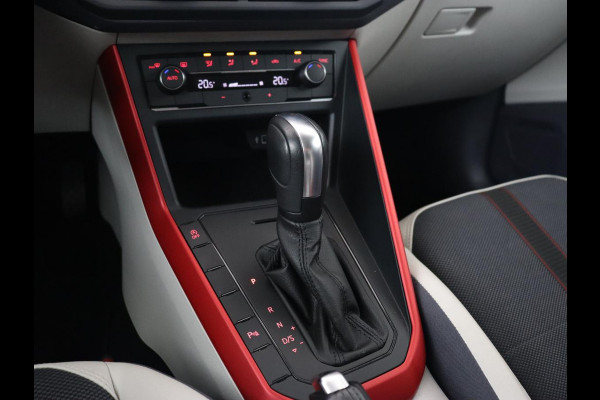 Volkswagen Polo 1.0 TSI Beats | Origineel NL | Virtual Cockpit | Carplay | Parkeerhulp | Adaptive cruise | Navigatie | Climate control | Beats Audio | Getint glas
