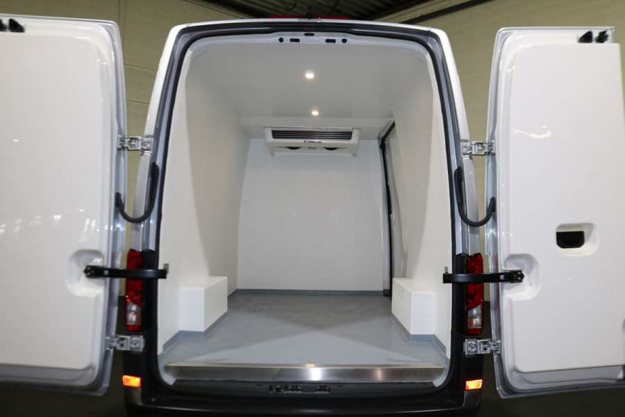 Volkswagen Crafter 2.0 TDI 140pk L3 H3 Automaat Koelwagen Vrieswagen -20 Dag en Nacht