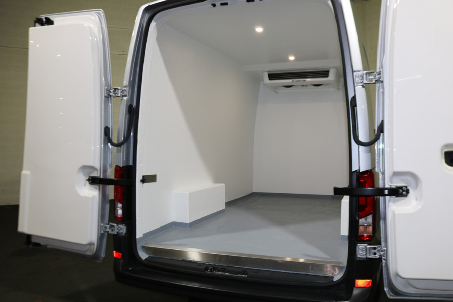 Volkswagen Crafter 2.0 TDI 140pk L3 H3 Automaat Koelwagen Vrieswagen -20 Dag en Nacht