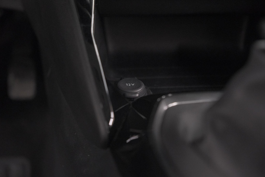 Peugeot 208 PureTech 100 Allure | Parkeersensoren | Navigatie | Apple Carplay