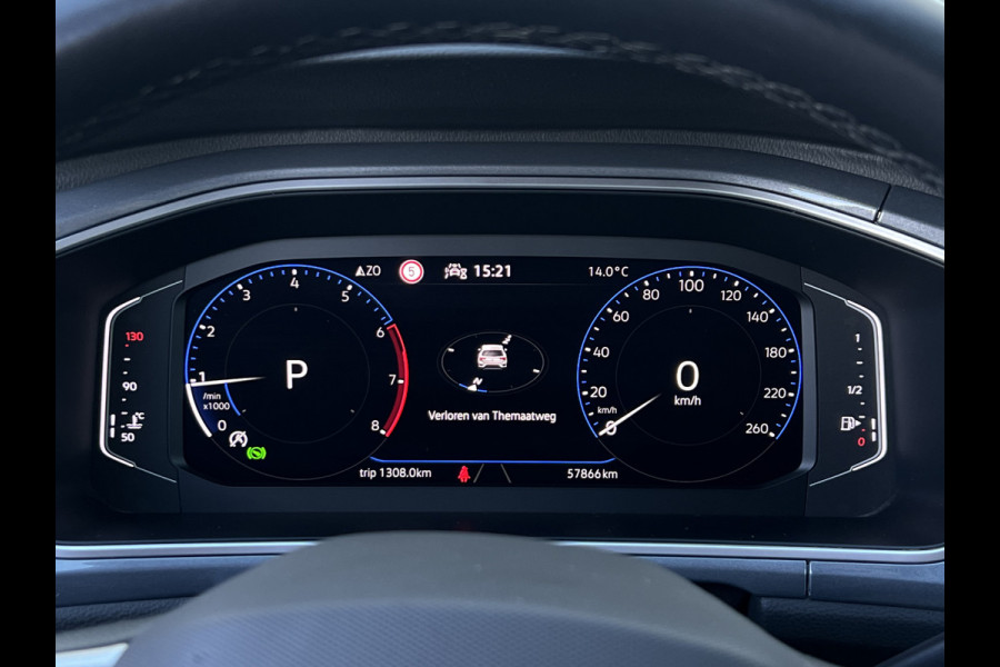 Volkswagen T-Roc 1.5 TSI Style | Trekhaak | ACC | IQ Light | CarPlay | DAB+ | ErgoActive