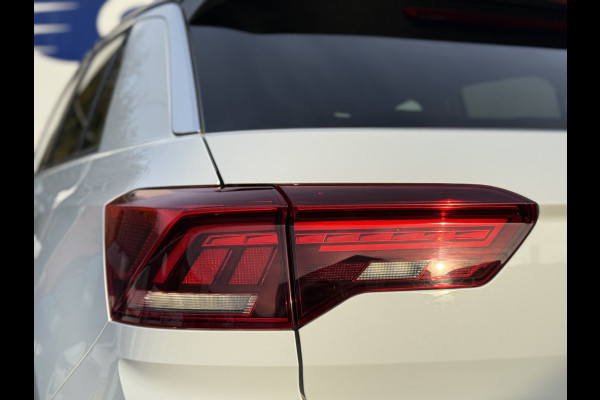 Volkswagen T-Roc 1.5 TSI Style | Trekhaak | ACC | IQ Light | CarPlay | DAB+ | ErgoActive