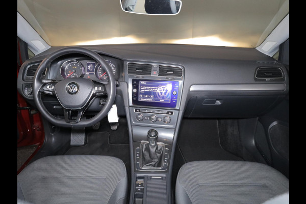 Volkswagen Golf 1.0 TSI Comfortline 116 pk | Navigatie via App | Parkeersensoren | Adaptieve cruise control | Autom. airco | App connect |