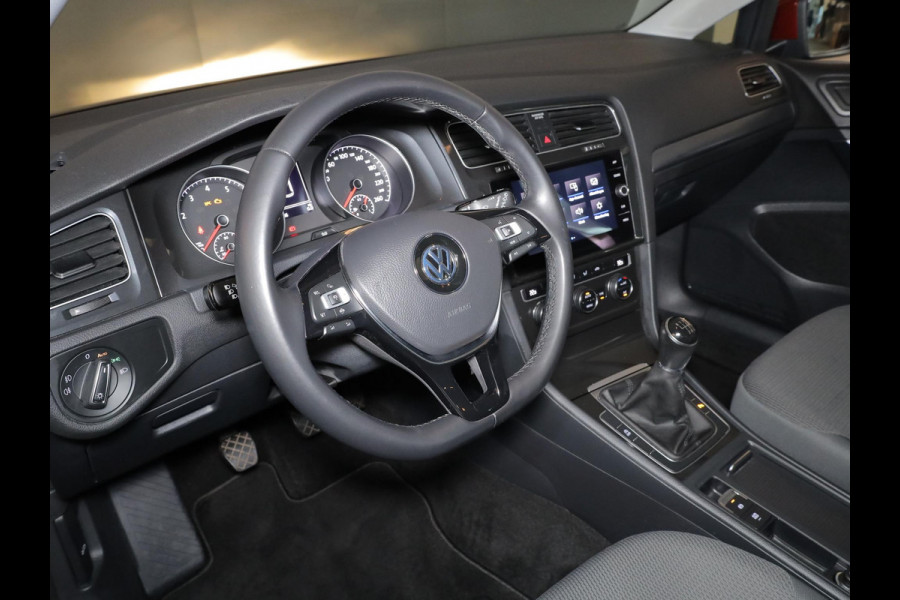 Volkswagen Golf 1.0 TSI Comfortline 116 pk | Navigatie via App | Parkeersensoren | Adaptieve cruise control | Autom. airco | App connect |