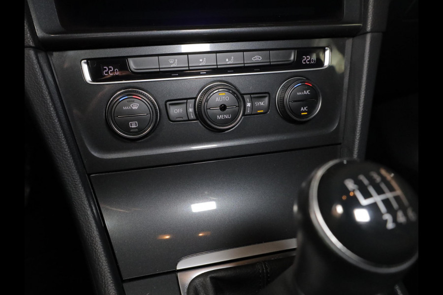 Volkswagen Golf 1.0 TSI Comfortline 116 pk | Navigatie via App | Parkeersensoren | Adaptieve cruise control | Autom. airco | App connect |