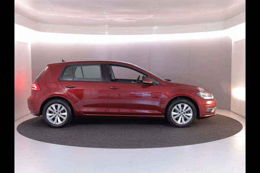 Volkswagen Golf 1.0 TSI Comfortline 116 pk | Navigatie via App | Parkeersensoren | Adaptieve cruise control | Autom. airco | App connect |