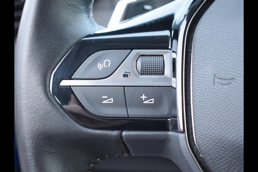 Peugeot 208 1.2 PureTech Allure 100 PK | AUTOMAAT | PANORAMADAK | NAVI | CLIMATE CONTROL | CRUISE CONTROL | 33.562 KM