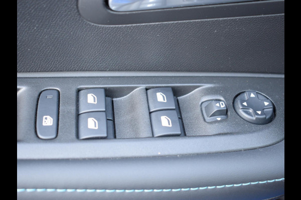 Peugeot 208 1.2 PureTech Allure 100 PK | AUTOMAAT | PANORAMADAK | NAVI | CLIMATE CONTROL | CRUISE CONTROL | 33.562 KM