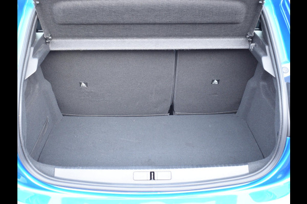 Peugeot 208 1.2 PureTech Allure 100 PK | AUTOMAAT | PANORAMADAK | NAVI | CLIMATE CONTROL | CRUISE CONTROL | 33.562 KM