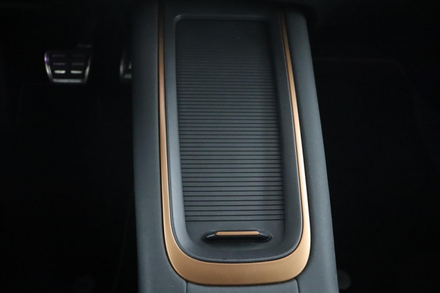 CUPRA Born Adrenaline One 62 kWh|SOH 93%|Stoelverwarming|Camera|ACC