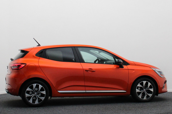 Renault Clio 1.6 E-Tech Hybrid 145 Evolution Airco, Camera, Apple Carplay, Cruise, Elektrisch Pakket, LED, PDC, 16''