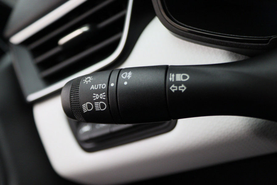 Renault Clio 1.6 E-Tech Hybrid 145 Evolution Airco, Camera, Apple Carplay, Cruise, Elektrisch Pakket, LED, PDC, 16''