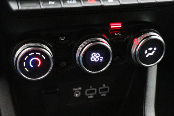 Renault Clio 1.6 E-Tech Hybrid 145 Evolution Airco, Camera, Apple Carplay, Cruise, Elektrisch Pakket, LED, PDC, 16''