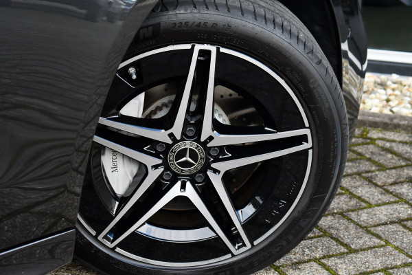 Mercedes-Benz C-Klasse Estate 300 e AMG Pano 360-camera Night-pakket