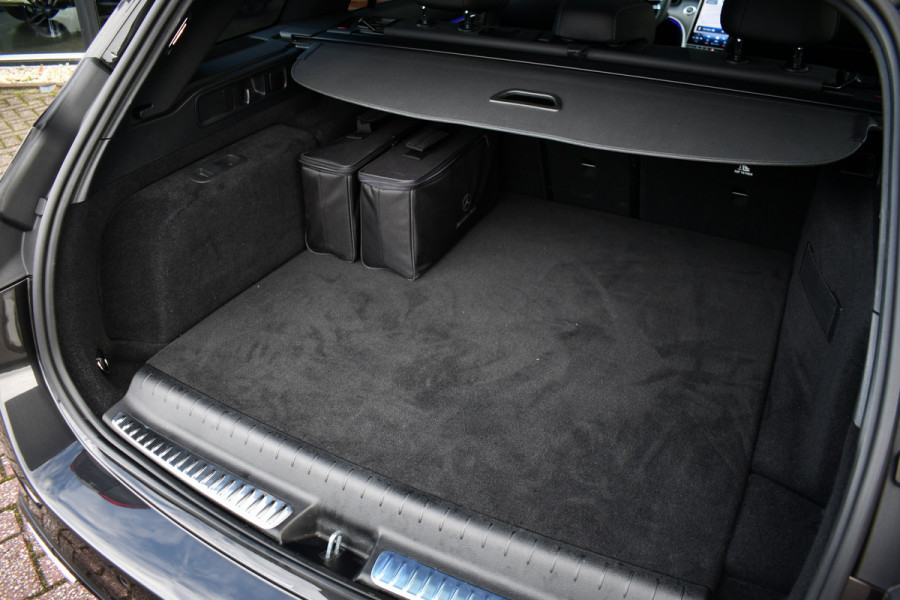 Mercedes-Benz C-Klasse Estate 300 e AMG Pano 360-camera Night-pakket