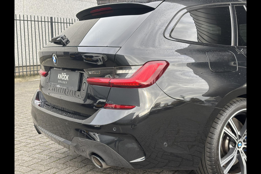 BMW 3 Serie Touring 330i xDrive High Executive M Sport Pakket Automaat / Live Cockpit Professional / Panoramadak / Trekhaak / Leder / Apple CarPlay / Harman Kardon / 19 Inch / Shadow Line / Laserlicht / Head-Up Display / M Sportremsysteem / Adaptief M-onderstel