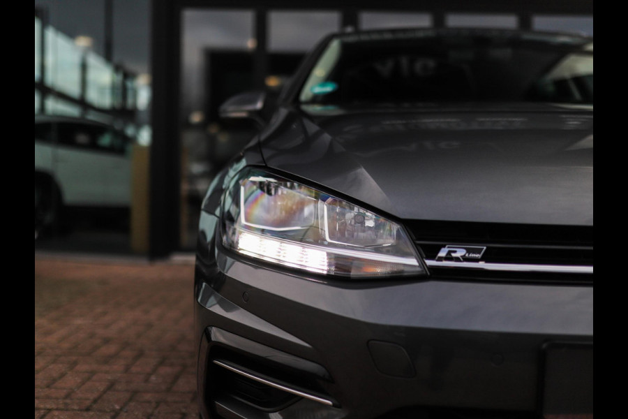 Volkswagen GOLF Variant 1.5 TSI Highline Business R -Line | Keyless | Massage | Trekhaak | Stoelverw. | PDC