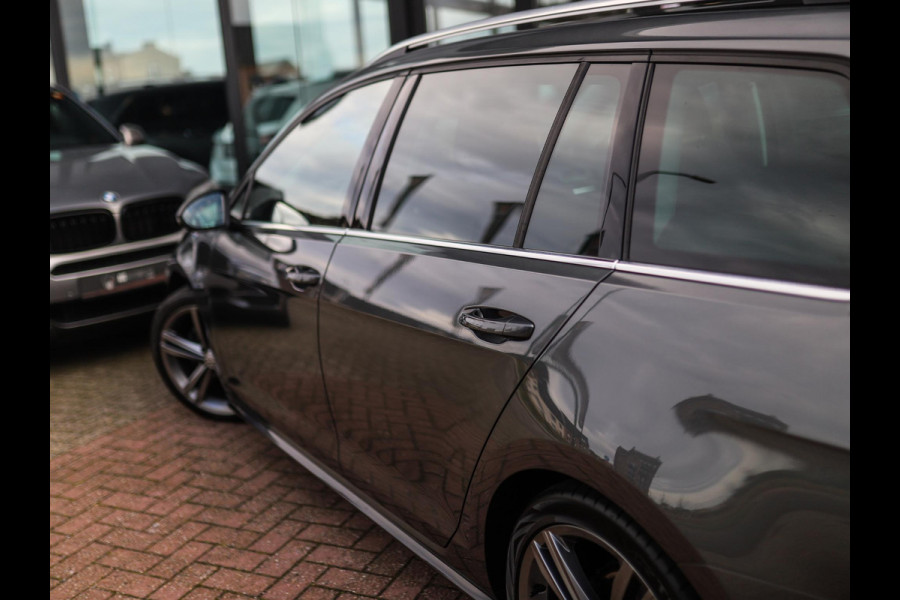 Volkswagen GOLF Variant 1.5 TSI Highline Business R -Line | Keyless | Massage | Trekhaak | Stoelverw. | PDC