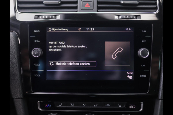 Volkswagen GOLF Variant 1.5 TSI Highline Business R -Line | Keyless | Massage | Trekhaak | Stoelverw. | PDC