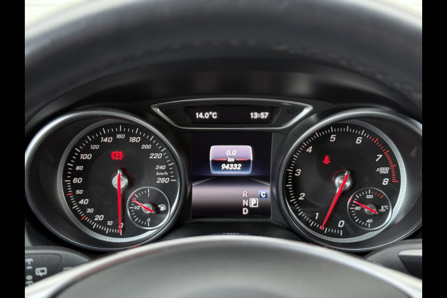 Mercedes-Benz CLA-Klasse Shooting Brake 220 4MATIC AMG-Line | Navi | CarPlay | Night Pakket | Elek. Achterklep | 18 inch