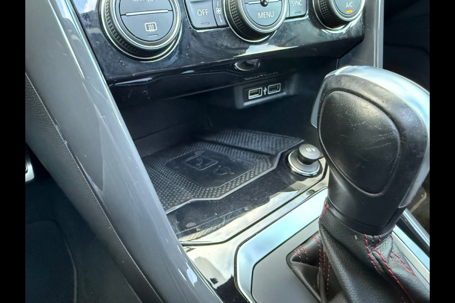 Volkswagen T-Roc 1.5 TSI Sport - Automaat - Pano/schuifdak - Navi - Parkeerhulp