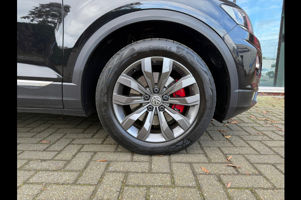 Volkswagen T-Roc 1.5 TSI Sport - Automaat - Pano/schuifdak - Navi - Parkeerhulp