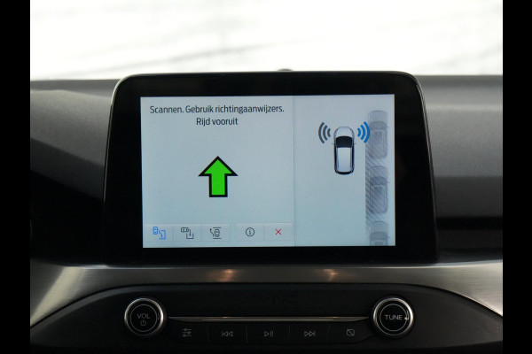 Ford FOCUS Wagon 1.0 EcoBoost Titanium Business Cam Carplay