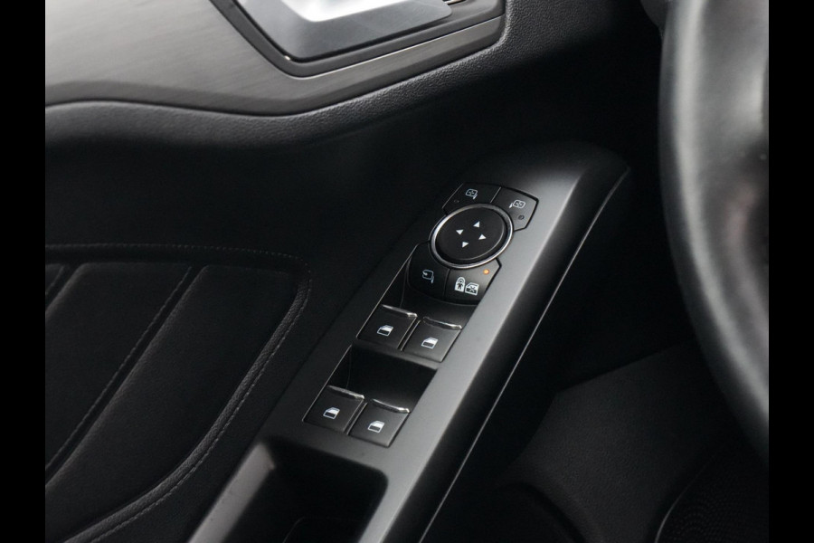 Ford FOCUS Wagon 1.0 EcoBoost Titanium Business Cam Carplay