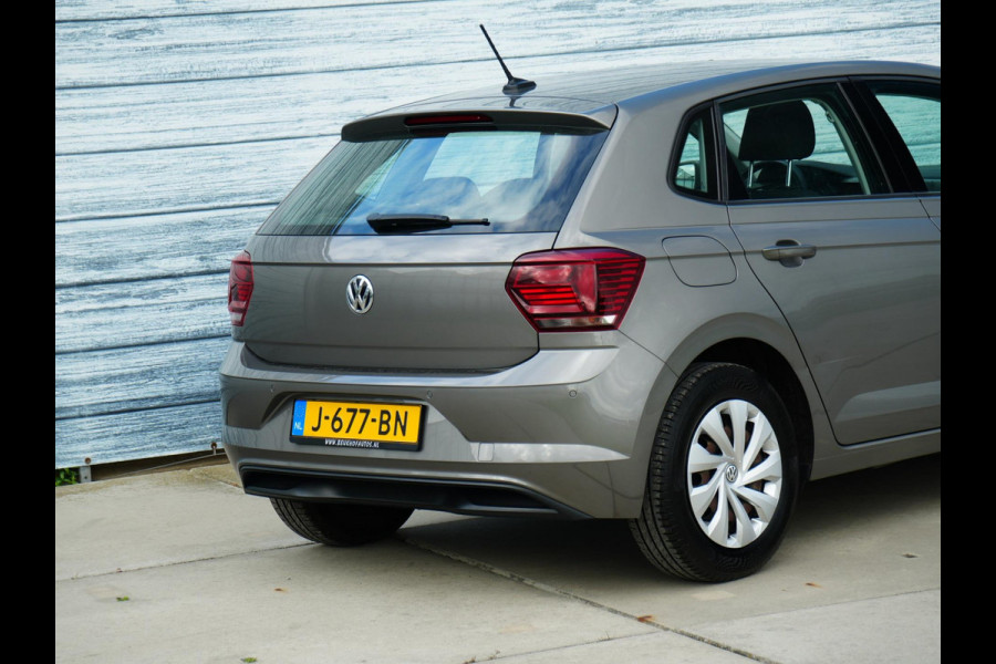 Volkswagen Polo 1.0 TSI Parkeersensor Carplay Navi Adapt Cru