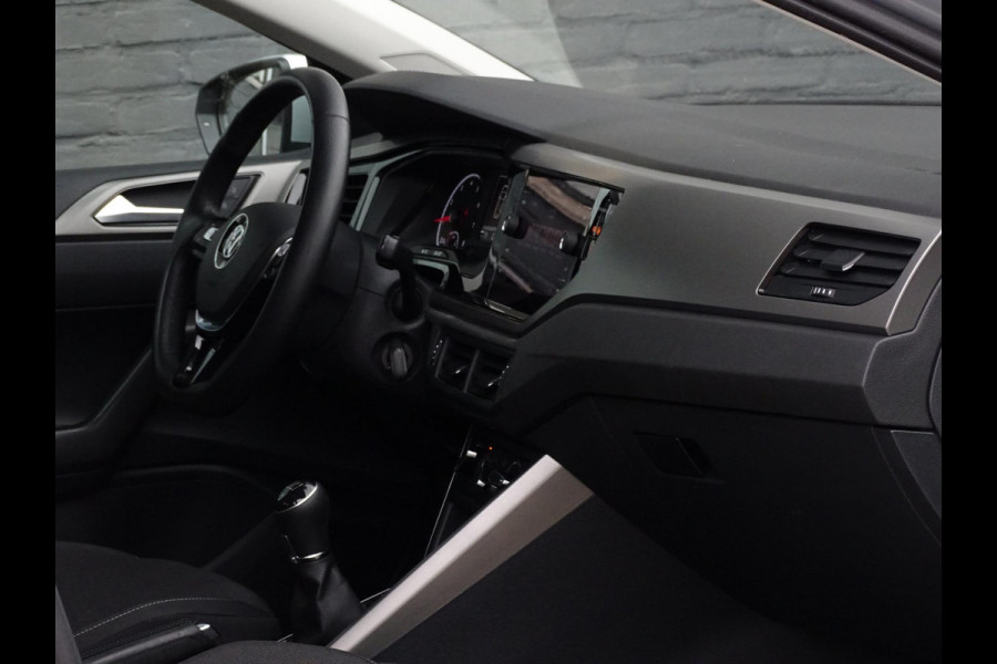 Volkswagen Polo 1.0 TSI Parkeersensor Carplay Navi Adapt Cru