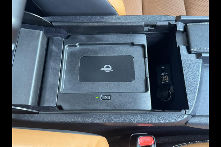 Lexus NX 300h AWD Luxury Line Trekhaak DAB Camera Navigatie Led Lane assist