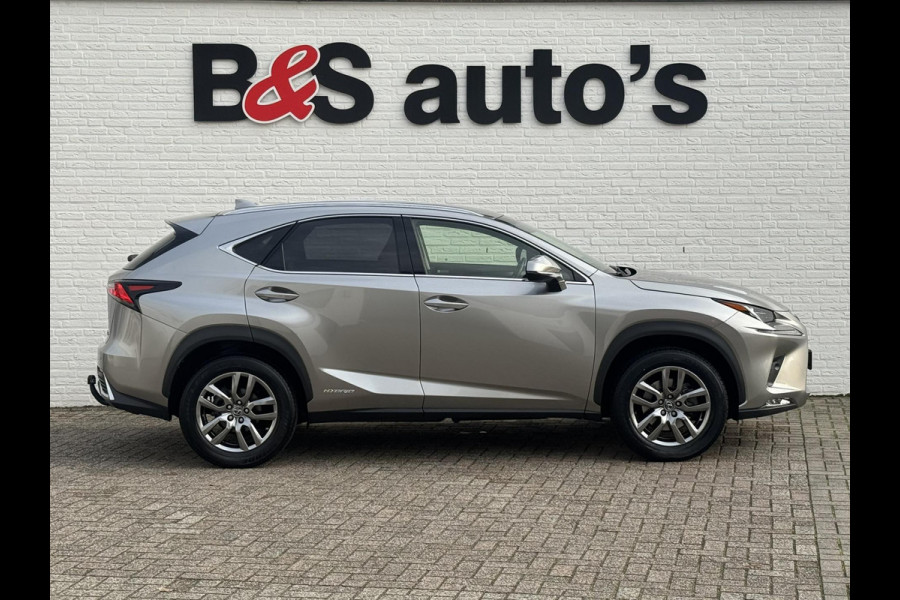 Lexus NX 300h AWD Luxury Line Trekhaak DAB Camera Navigatie Led Lane assist