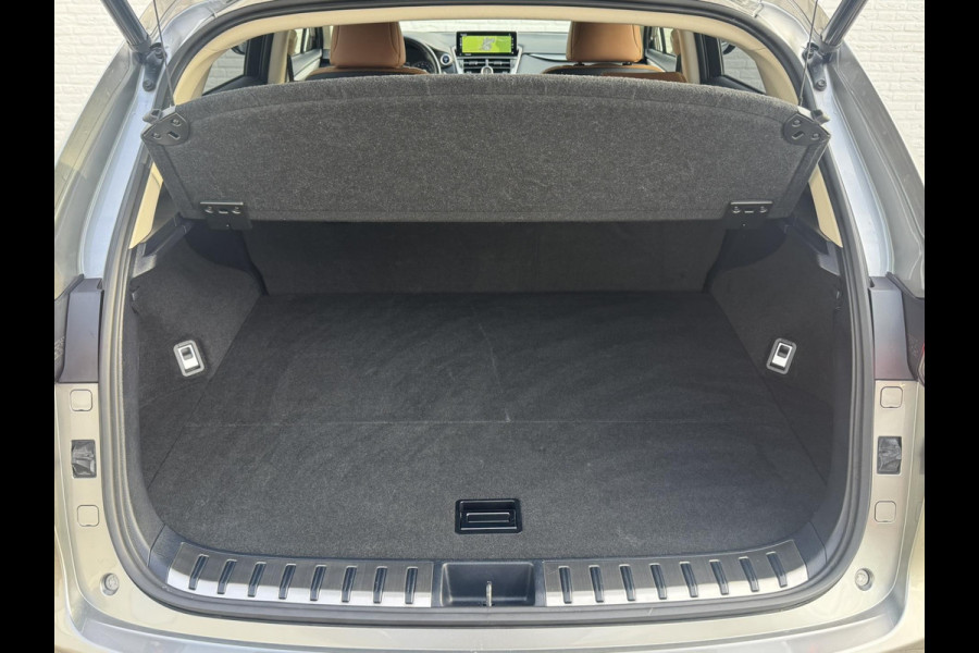 Lexus NX 300h AWD Luxury Line Trekhaak DAB Camera Navigatie Led Lane assist