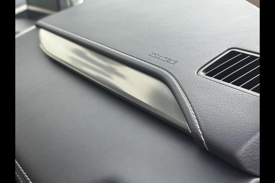 Lexus NX 300h AWD Luxury Line Trekhaak DAB Camera Navigatie Led Lane assist